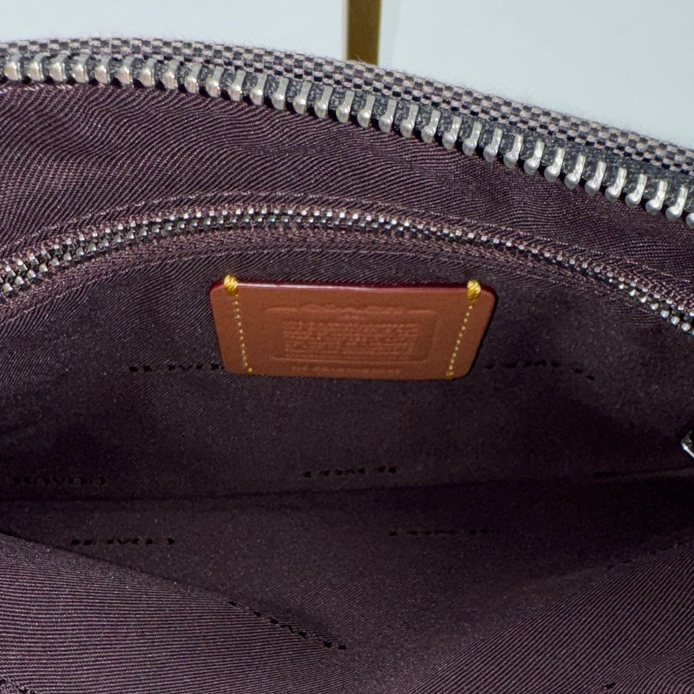Coach 1941 Charcoal Twist lock Clutch / Pouch - Picture 5 of 11